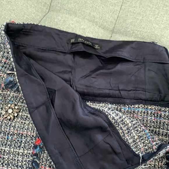 Zara Skirt - Picture 2 of 5